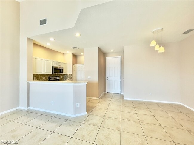 Building Photo - 4246 Liron Ave