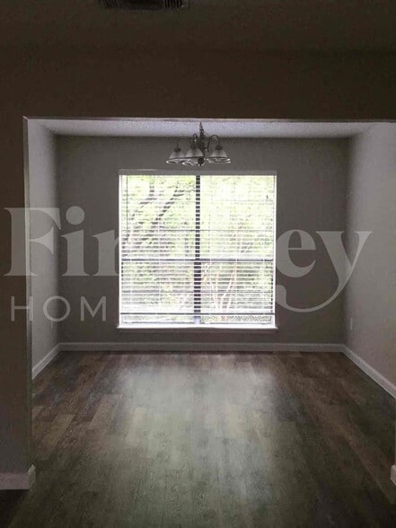 Building Photo - 3900 Brookgate Ct