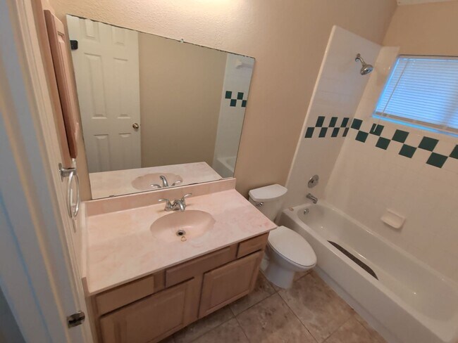 Building Photo - 4819 Brady Ct