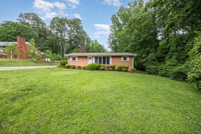 Primary Photo - 3900 Sedgegrove Rd