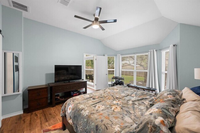 Building Photo - 8716 Bobcat Dr