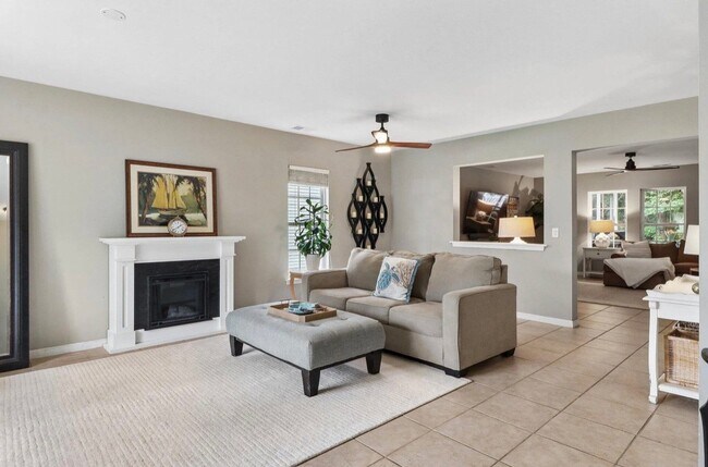 Building Photo - 7 Longleaf Ct