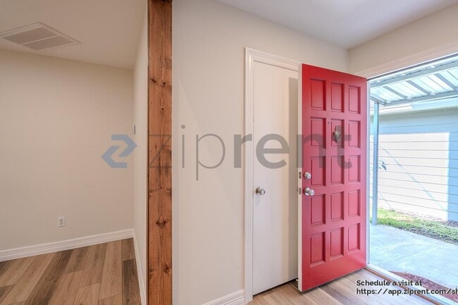 Primary Photo - 4031 Leeshire Dr