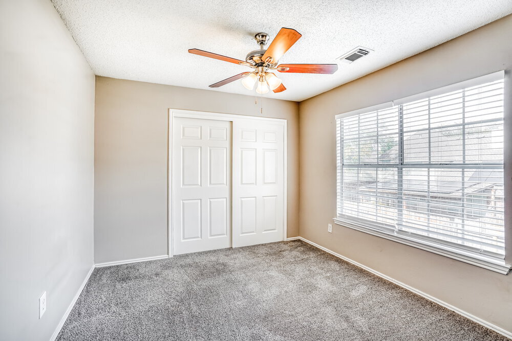 Building Photo - 6018 Fern Hollow Ct