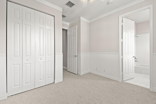 Building Photo - 109 Osceola Ln