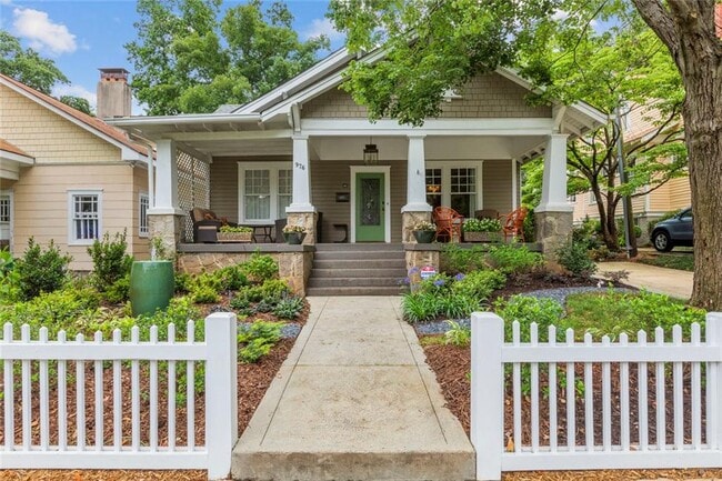 Building Photo - 976 Adair Ave NE