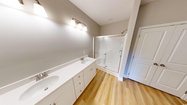 Building Photo - 1016 Moen Lp