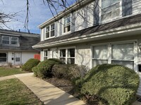 Building Photo - 1784 Queensbury Cir