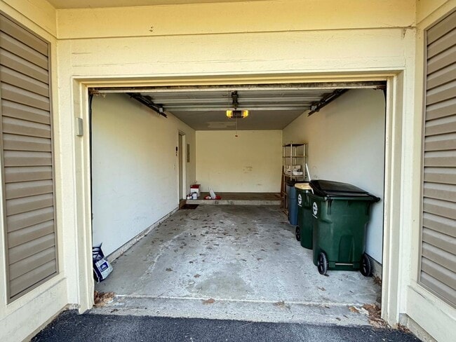 Building Photo - 1268 Old Mill Ln