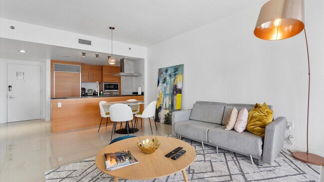 Building Photo - 475 Brickell Ave