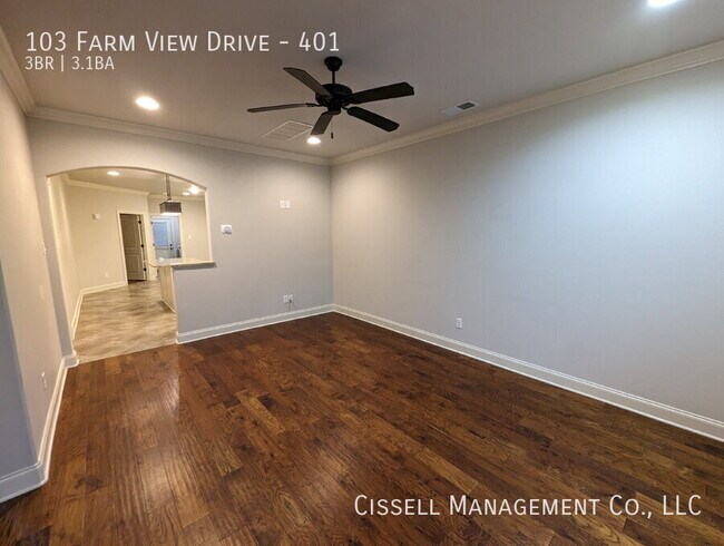 Building Photo - 103 Farm View Dr