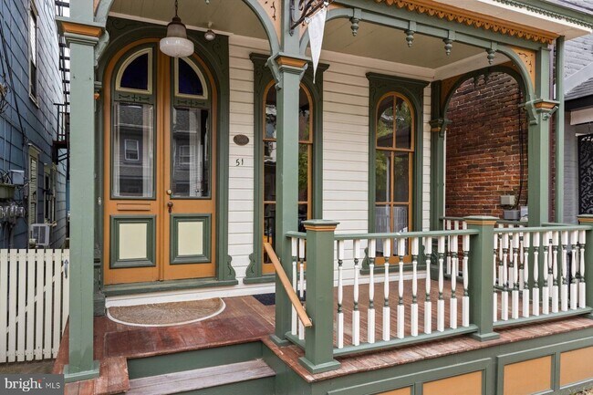Building Photo - 51 Coryell St