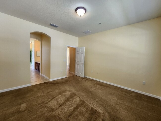 Building Photo - Gorgeous 3-Bedroom, 2.5-Bathroom Townhome in Orlando