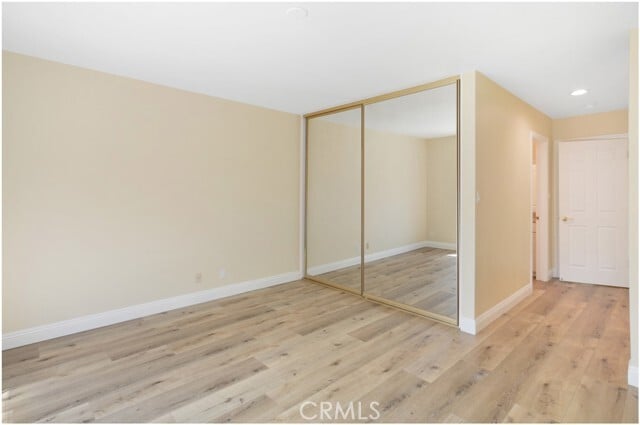 Building Photo - 55 Oak Tree Ln