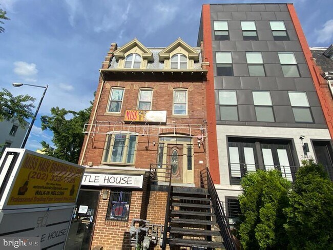 Building Photo - 3100 14th St NW