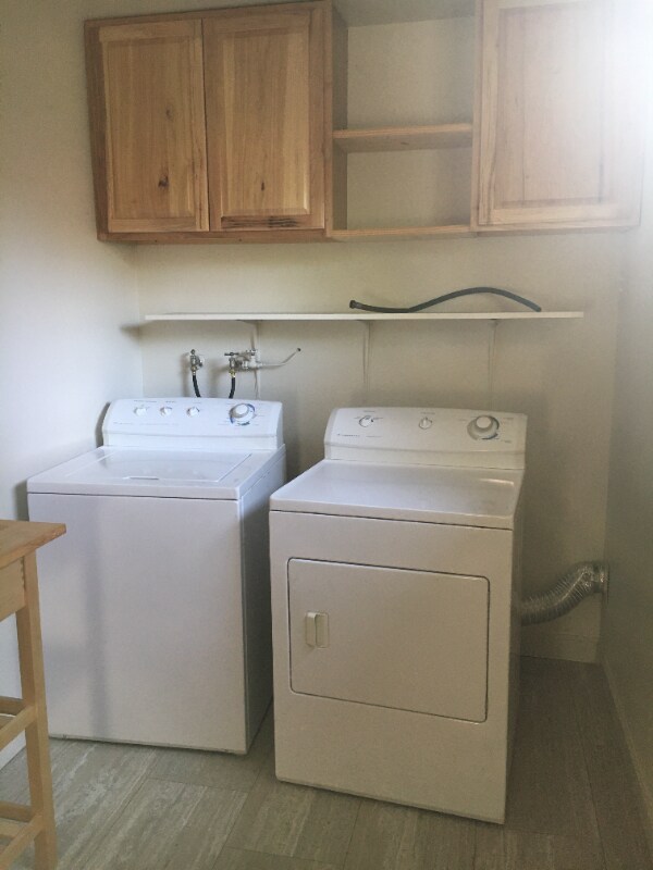 Building Photo - 1563 Willis St