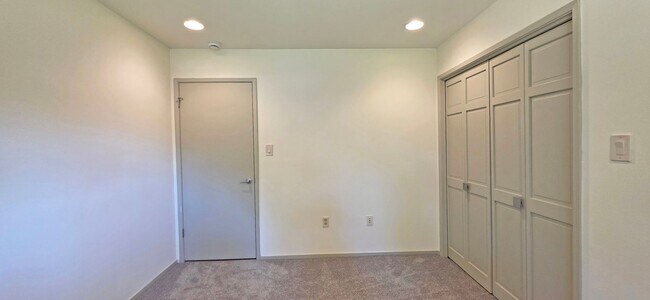 Building Photo - 4200 Burrell Way
