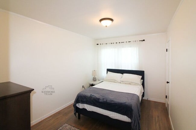 Building Photo - 1307 Rochefontaine Ct