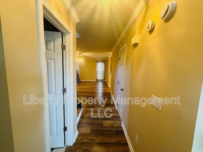 Building Photo - 7660 Galena Dr