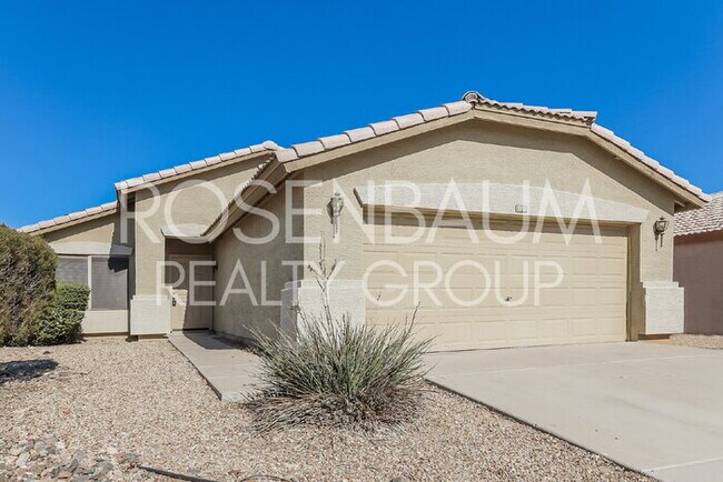 Building Photo - Beautiful 3-bedrooms, 2-baths home nestled...
