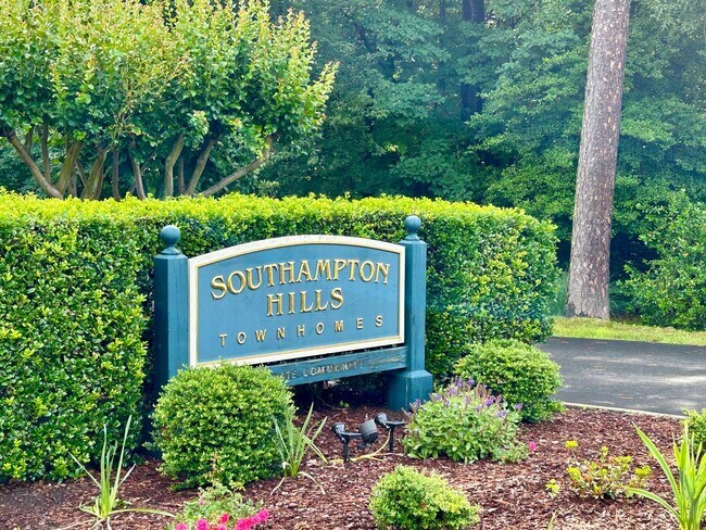 Building Photo - 3BR End Unit w/ Garage, Deck, Patio & 2 Fireplaces, Private fenced Backyard