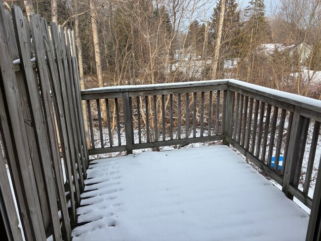 Building Photo - 3758 W Water St