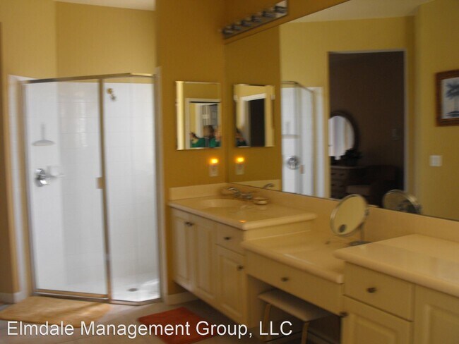 Building Photo - 2 br, 2 bath House - 2135 South Maiden Lane