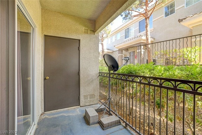 Building Photo - 9050 W Warm Springs Rd