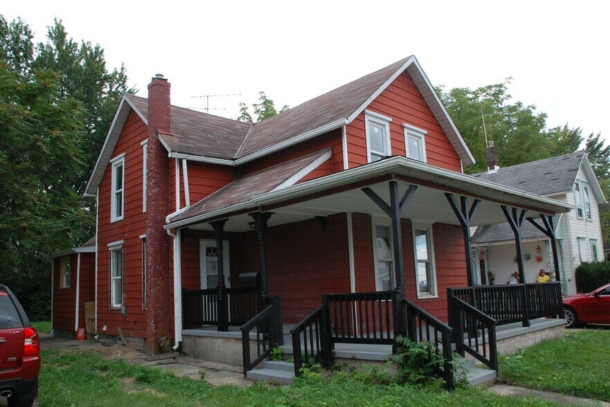 Building Photo - 575 W 13th St