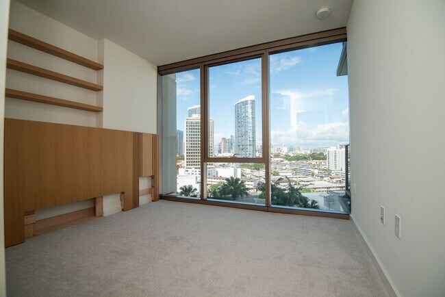 Building Photo - SKY ALA MOANA ONE BEDROOM AVAILABLE NOW