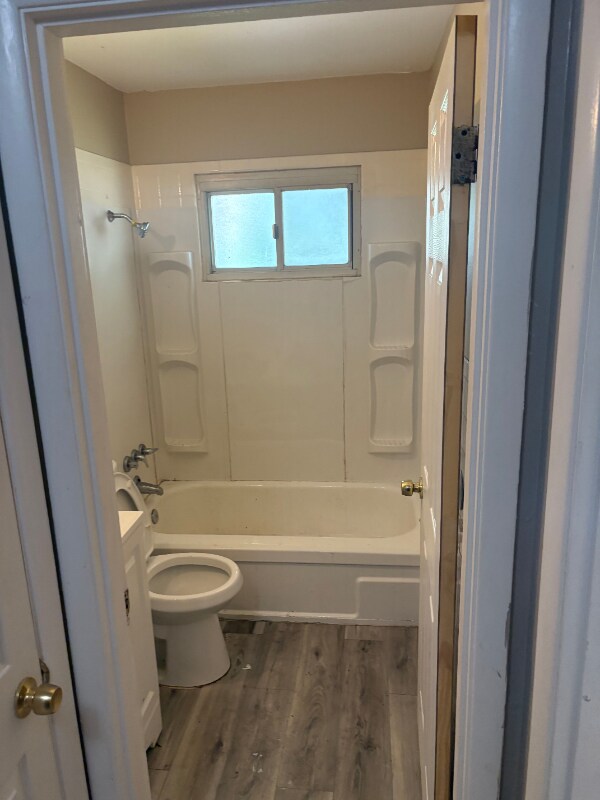 Building Photo - 10346 Lilac Dr