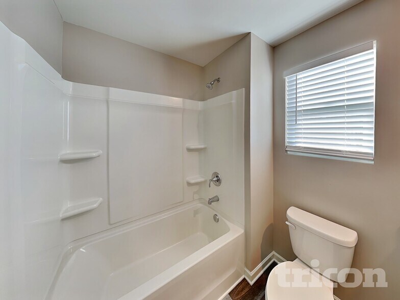 Building Photo - 234 W Turner St