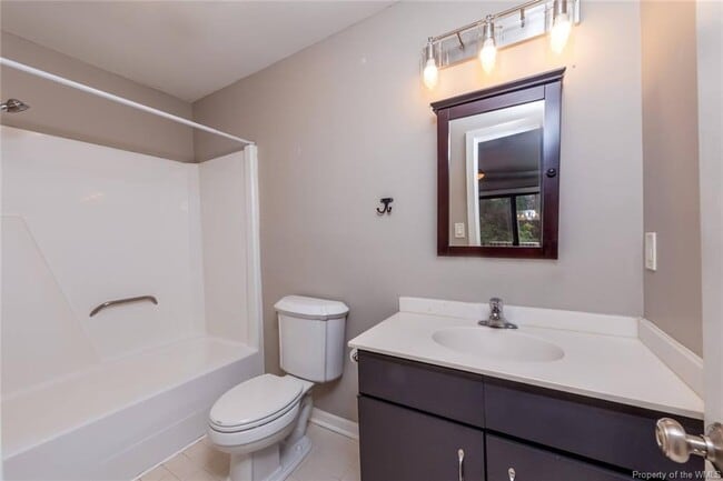 Building Photo - 110 Harrops Glen