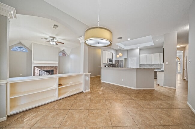 Building Photo - 23223 Hazel Field Ct