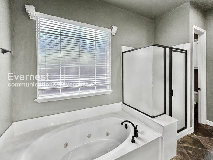 Building Photo - 3405 Grand Mesa Dr