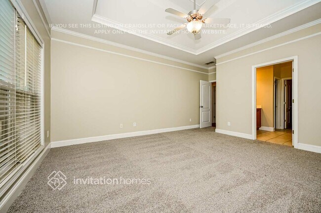 Building Photo - 55 Blue Grass Ct