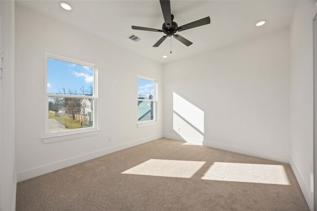 Building Photo - 1466 Ferguson Way