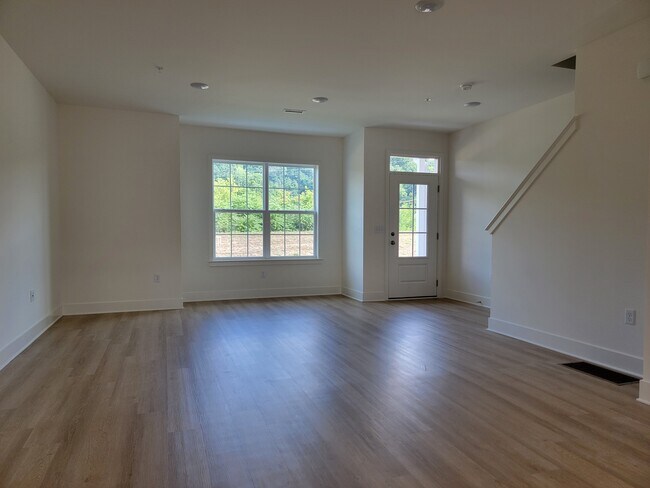 Building Photo - 2479 Artesian Way