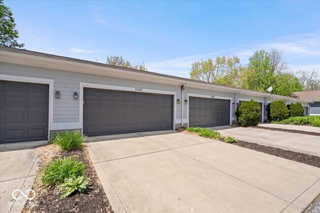 Building Photo - 2405 N Park Ave