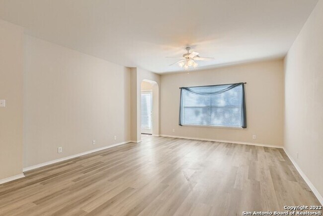 Building Photo - One-Story Beauty in Stone Oak