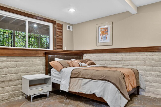 Building Photo - 13660 Acorn Patch Ln