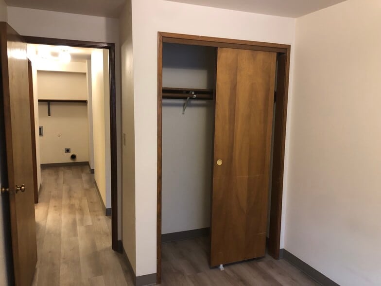 Building Photo - 1420 Z St