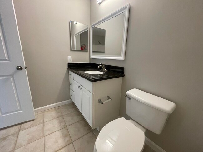 Building Photo - 9833 Baywinds Blvd