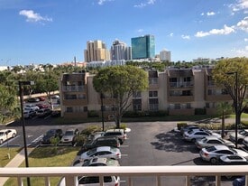 Building Photo - 7725 SW 86th St