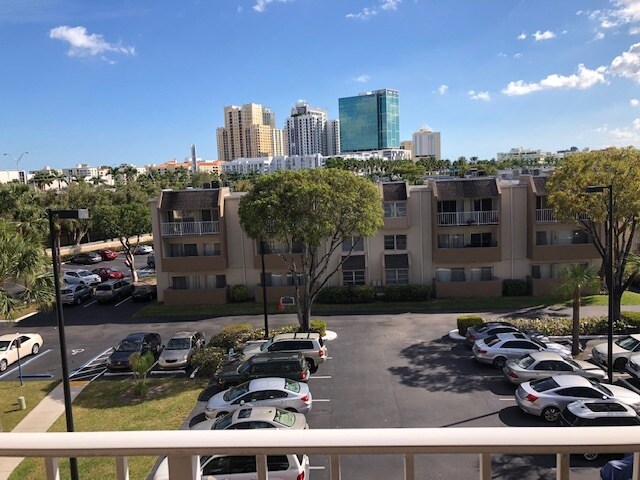 Primary Photo - 7725 SW 86th St