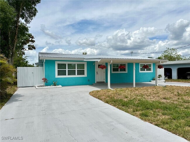 Building Photo - 12511 Davis Blvd