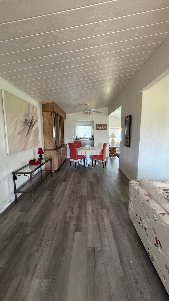 Building Photo - 35239 Bandana Cir