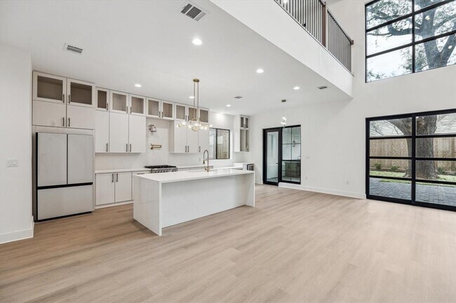 Building Photo - 5513 Pagewood Ln