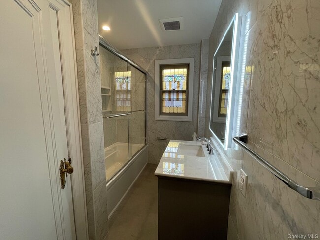 Building Photo - 45 W Penn St