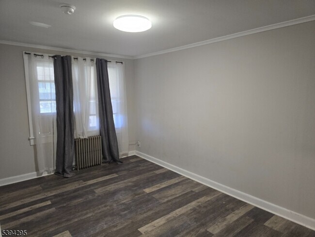 Building Photo - 38 Hamilton Rd